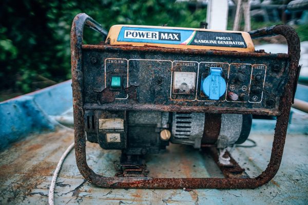 gambar generator kecil