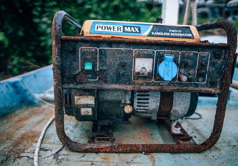 gambar generator kecil